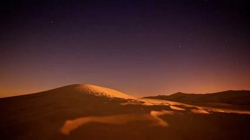 Desierto de Arabia Saudí al crepúsculo. (Foto: Unsplash)